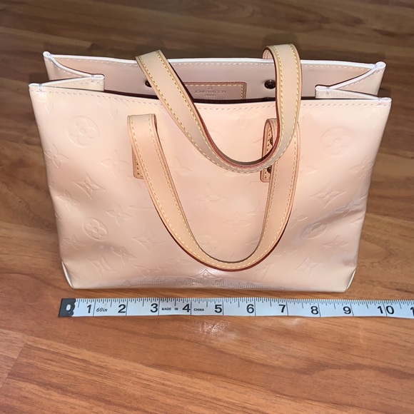 NWOT Authentic Louis Vuitton Vernis Reade Marshmallow Handbag - Picture 2 of 15